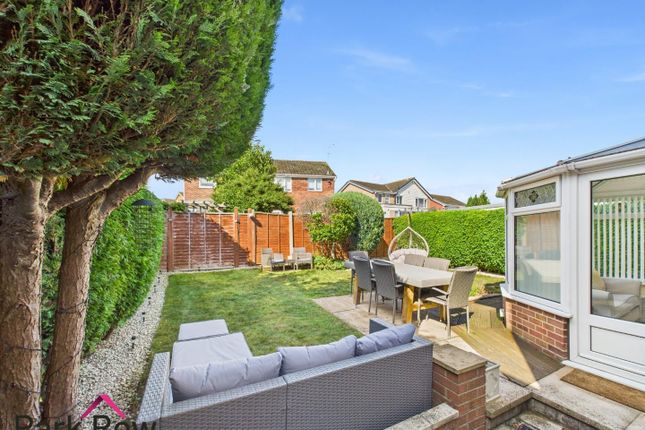 39, Tomlinson Way, Leeds photo 4