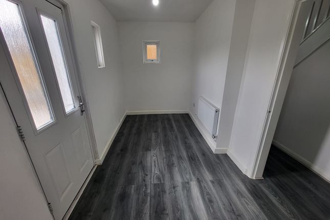 93 Marigold Crescent, Dudley photo 5