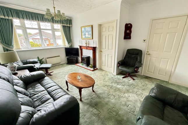 20, Ffordd Dafydd, Llanelli photo 2