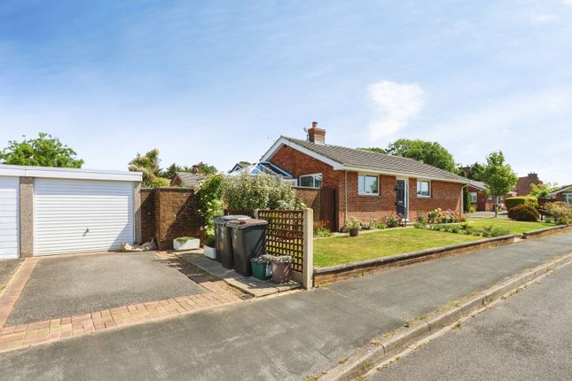 76, Beacon Park Road, Poole photo 2