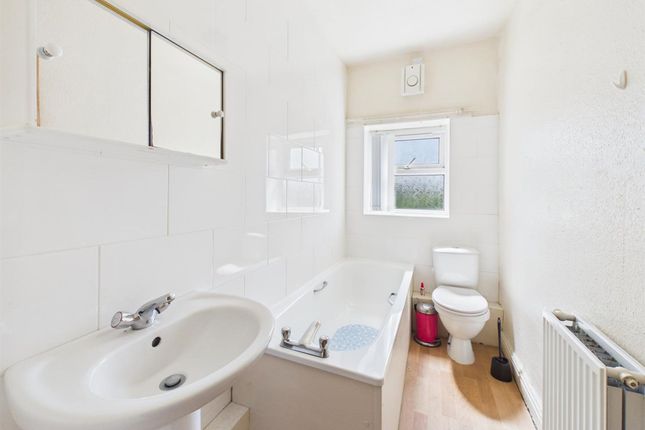 5 Percy Road, Lancaster photo 4