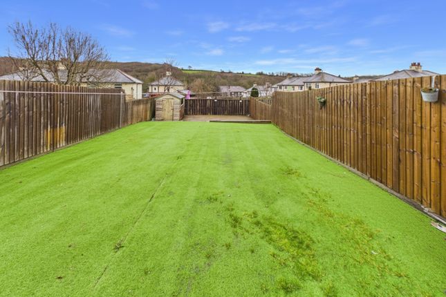 149, Ealand Road, Batley photo 4