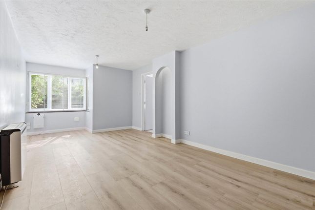2-bed flat on 98, Newland Street, London, £275,000