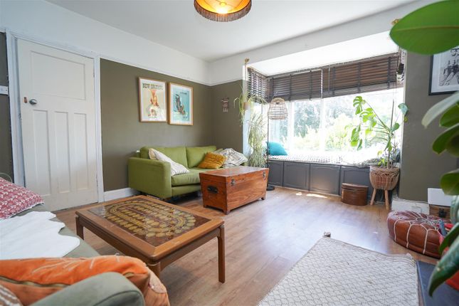 31, Chanters Road, Bideford photo 2