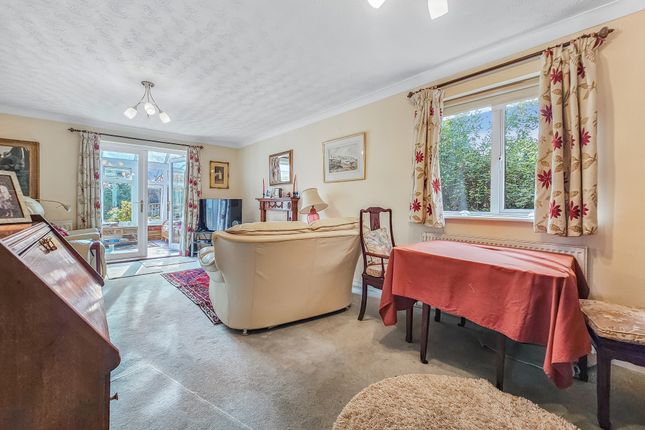 5, Wynemares, Sawston photo 3