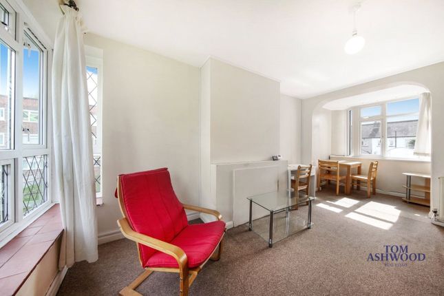 Flat for sale in Longbridge Road, Barking