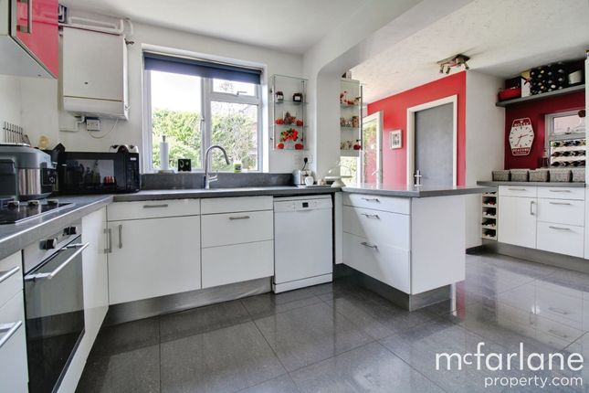 97 Windsor Road, Swindon photo 2