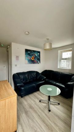 1, York Drive, Birmingham photo 5