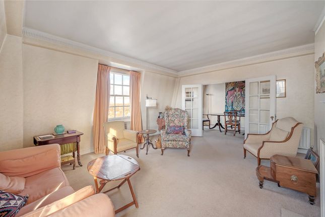 Flat for sale in Rivermead Court, Ranelagh Gardens, London