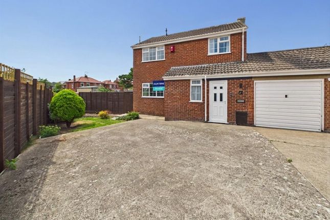 3-bed detached on 36, Wrangham Drive, Filey, £270,000