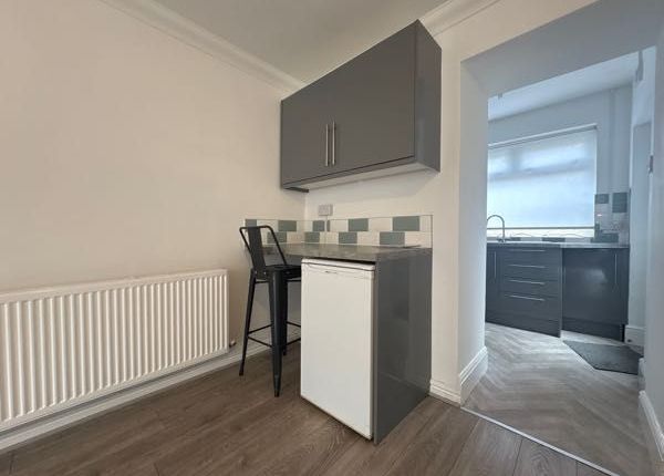 22 Tillery Street, Abertillery photo 4