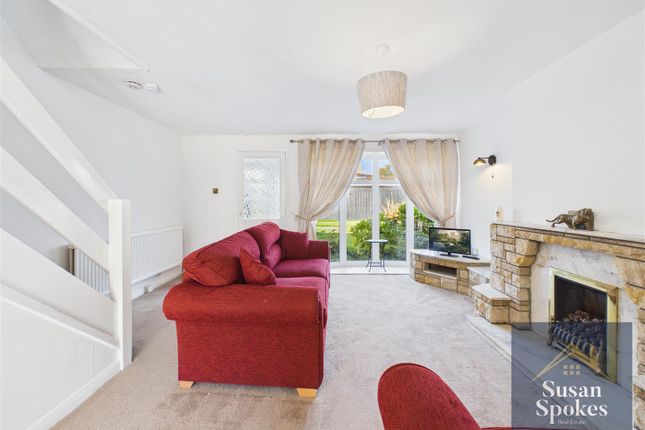 112, Basil Way, South Shields photo 4