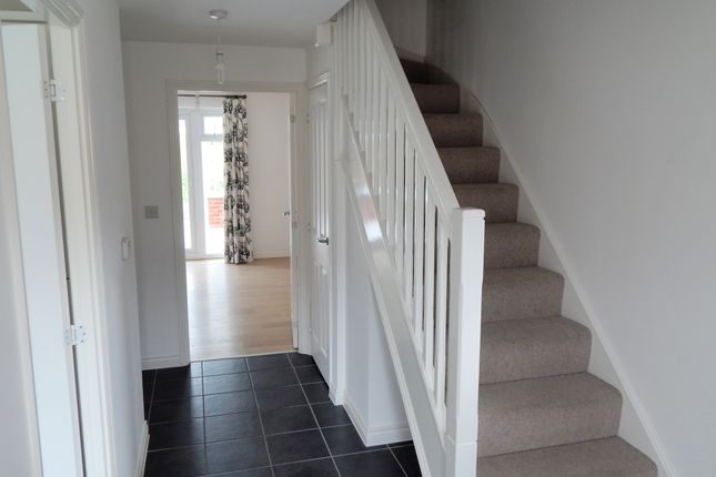 11, The Avenue, Didcot photo 2
