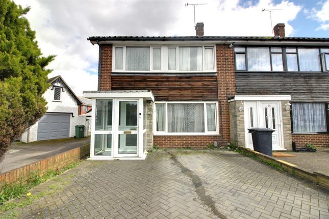 End terrace house for sale in Elgin Road, Cheshunt, Waltham Cross