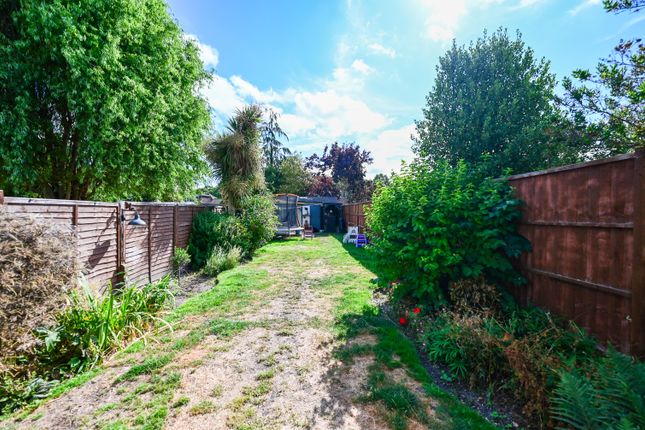 25, Lowlands Road, Camberley photo 4