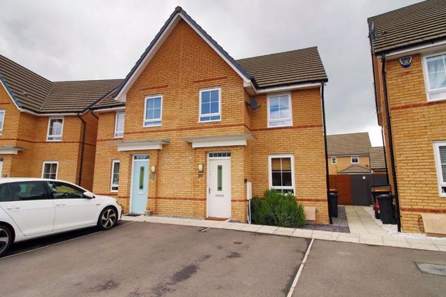 Thumbnail Property to rent in De Haia Road, Rogerstone, Newport