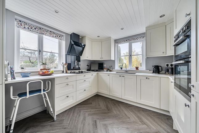 SNAILS HILL COTTAGE, Cusop, Hereford photo 3