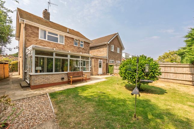 96 Fosseway Avenue, Moreton-In-Marsh photo 4