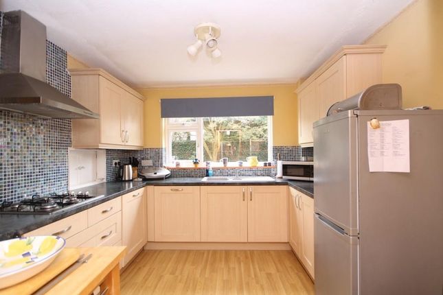 23, Ten Acres, Fetcham photo 4