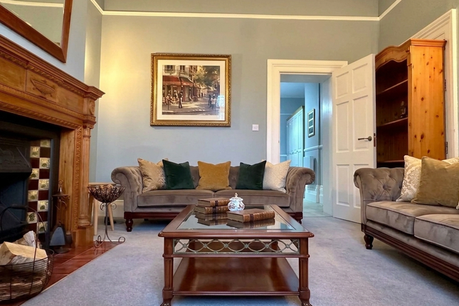 9, Church Green, Witney, Church Green, Witney, Witney photo 5