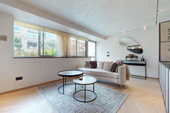 Kensington Heights, 1B, Campden Hill Road, London photo 3