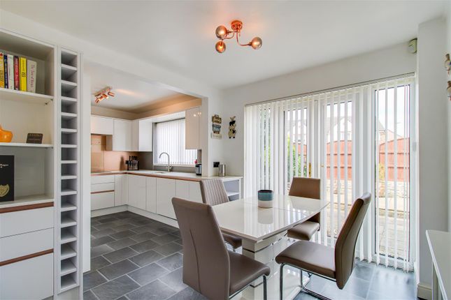 1, Woodlands, Wakefield photo 4