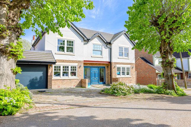 Thumbnail Detached house for sale in Western Road, Rayleigh, Essex