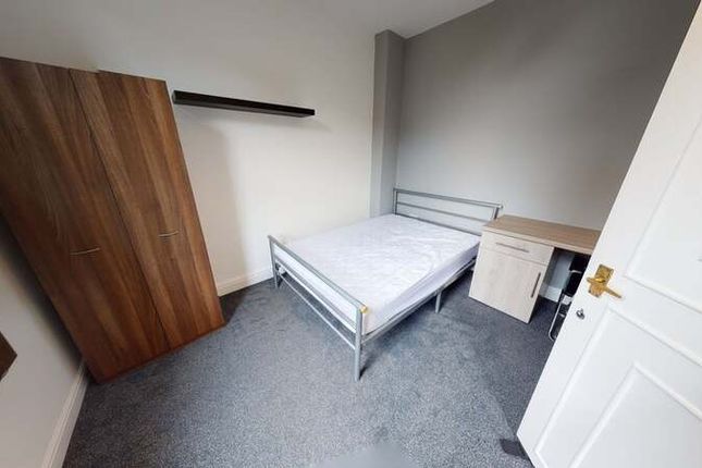 Quarry Mount Terrace Woodhouse, Leeds photo 3