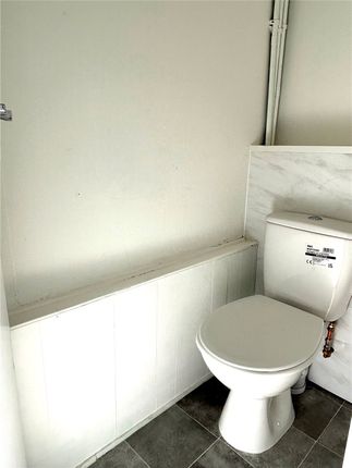 50, Celandine Close, Essex photo 3
