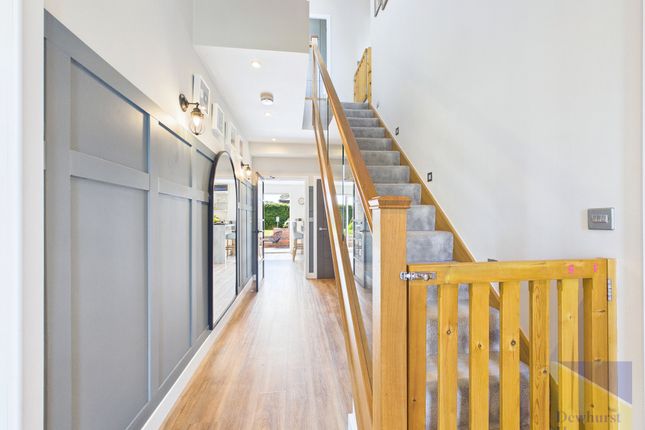1, Barnview Court, Lower Bartle photo 3