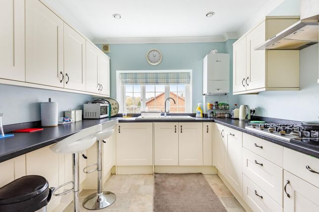 Flat for sale in 51 Meadrow, Godalming