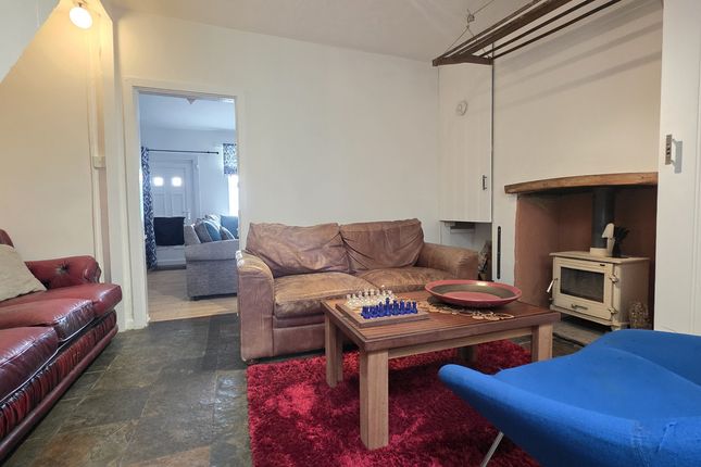 35, Elm Row, Southam photo 4