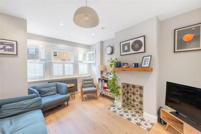 24, Lucas Road, London photo 4