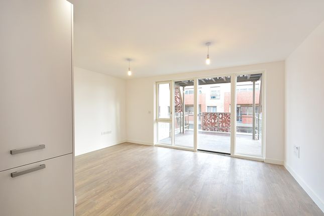 Hawthorn House, 5 Blondin Way photo 2