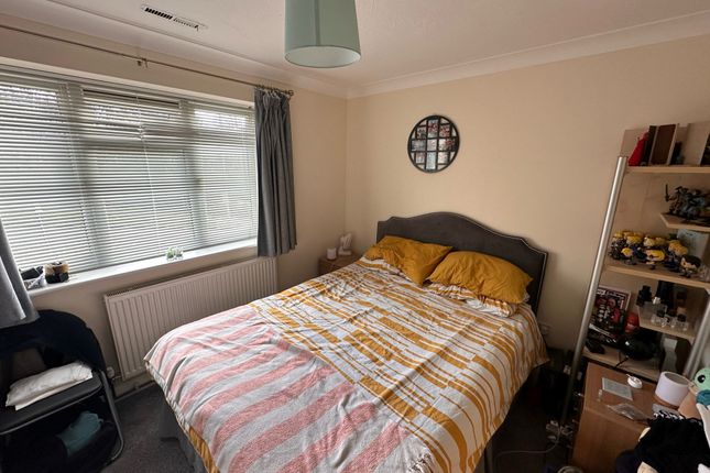 End terrace house for sale in Barn Meadow Close, Fleet