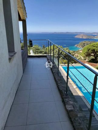 Rayol-Canadel-Sur-Mer, 83820, France, 5 bedroom villa for sale ...