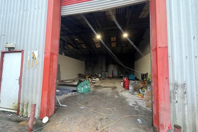 Warehouse to let in Colwick Industrial Estate, Private Road 4