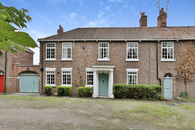 Link-detached house for sale in Cottingham Road, Hull