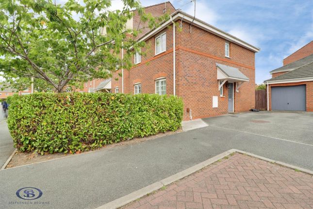3-bed house on 14, Bateman Close, Crewe, £180,000