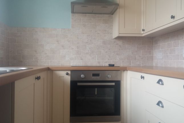 15, Nut Tree Court, Milton Street, Brixham photo 3