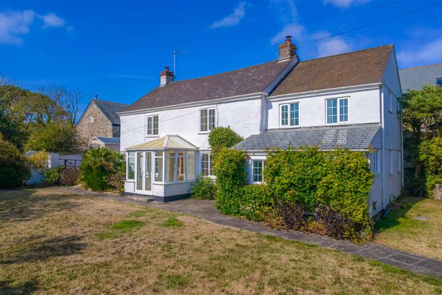 4-bed detached on Lyndale, Ruan Minor, £550,000