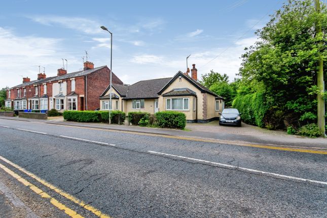 Thumbnail Bungalow for sale in Skirbeck Road, Boston, Lincolnshire