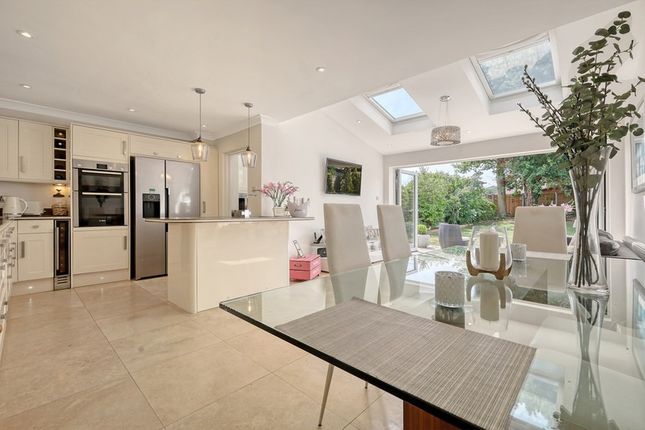 33, Emanuel Road, Basildon photo 2
