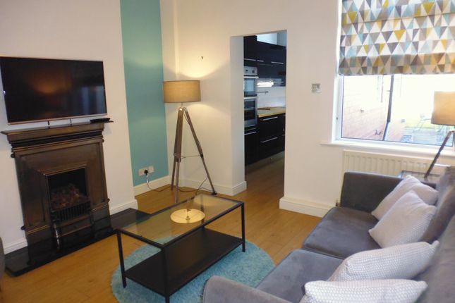 Thumbnail Flat to rent in Cranwell Street, Lincoln