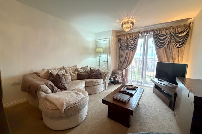 10, LEIGHTON BUZZARD photo 2