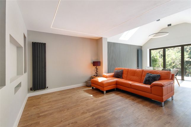 51, Hillingdon Avenue, Kent photo 2