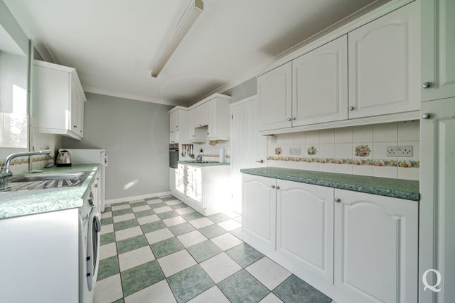 68, Minterne Avenue, Kent photo 4