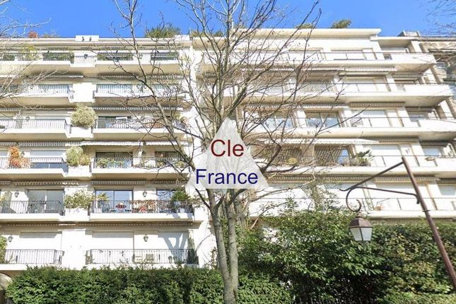 Thumbnail Apartment for sale in Paris, Ile-De-France, 75016, France