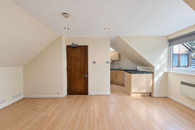 Flat 8, Grovelands Court, Croydon photo 5