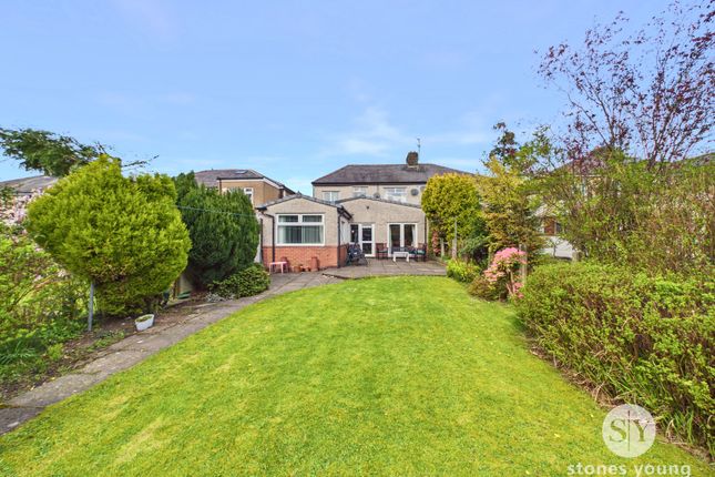 7 Yew Tree Drive, Blackburn photo 4